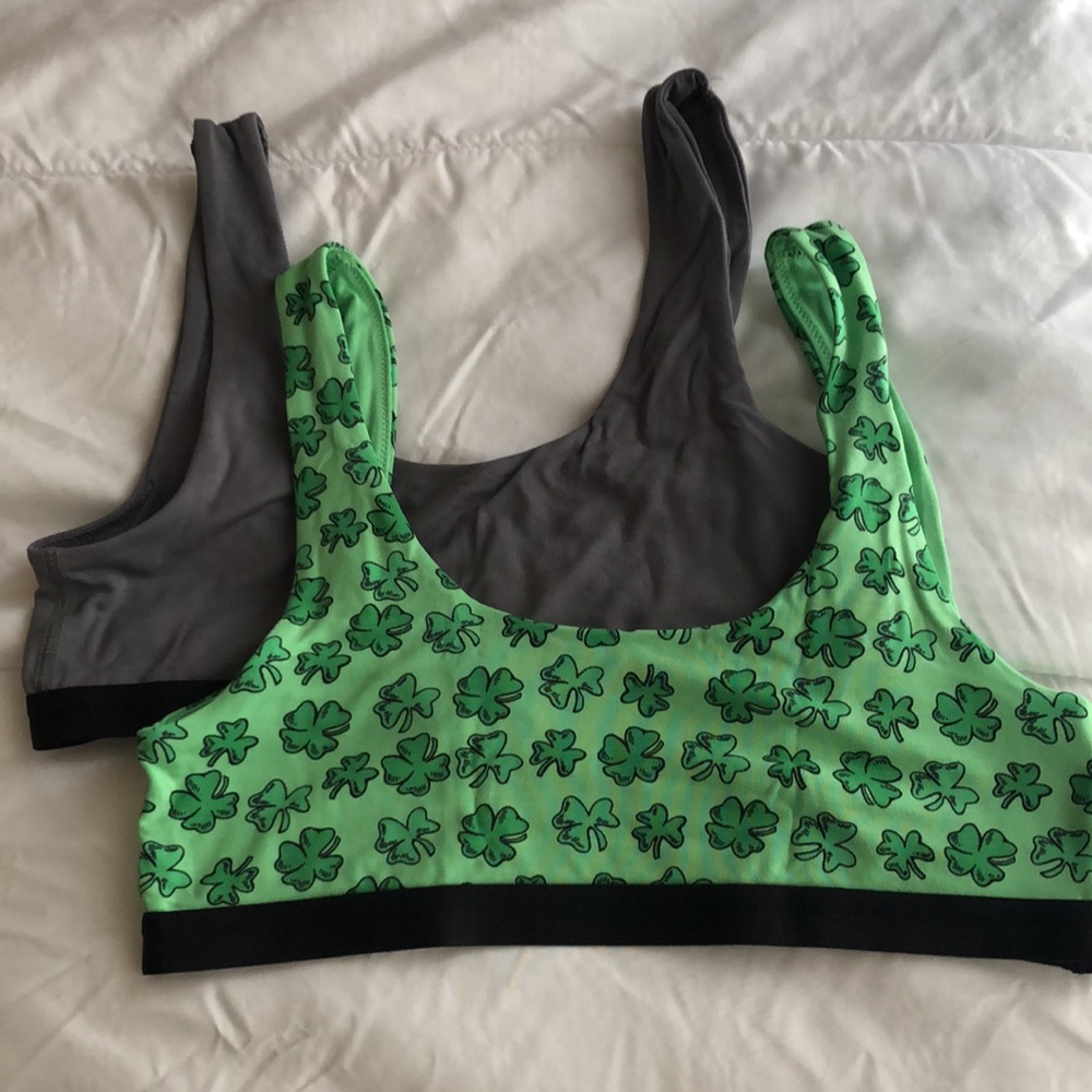 2 Meundies u-back bralettes Best Of Luck and gray